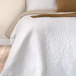 Courtepointe blanche Damask