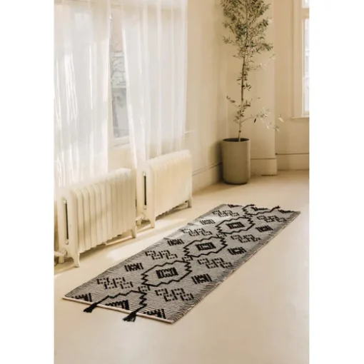 Tapis de couloir géométrique
